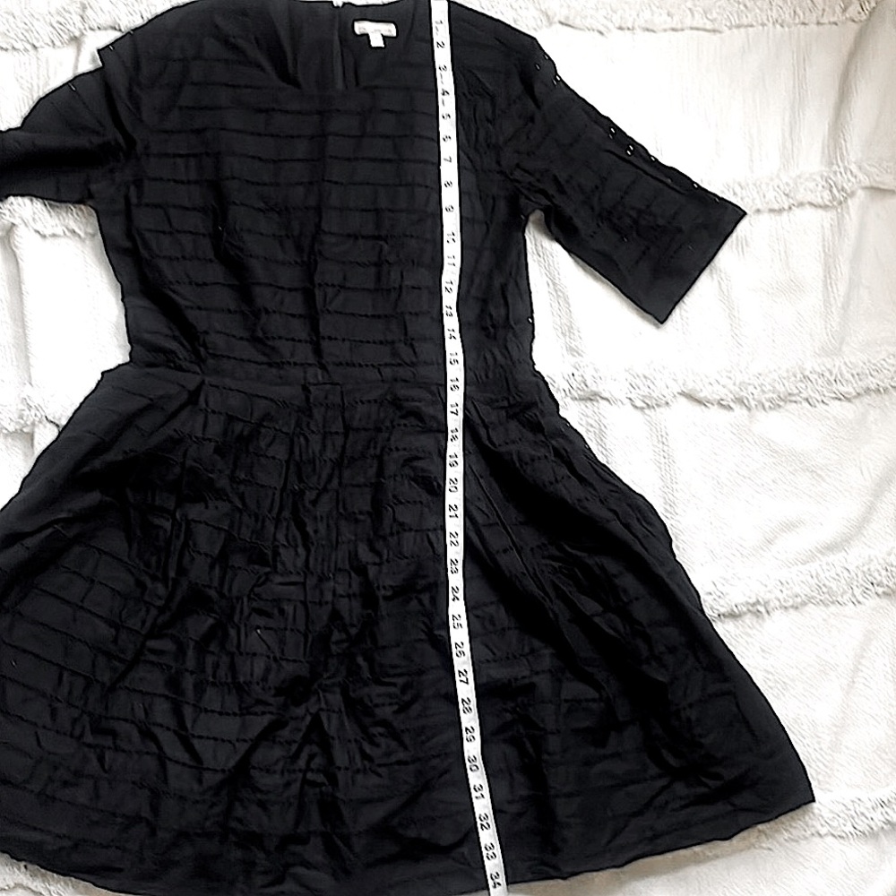 GAP black fit and flare textured dress size 8 - Picture 10 of 11